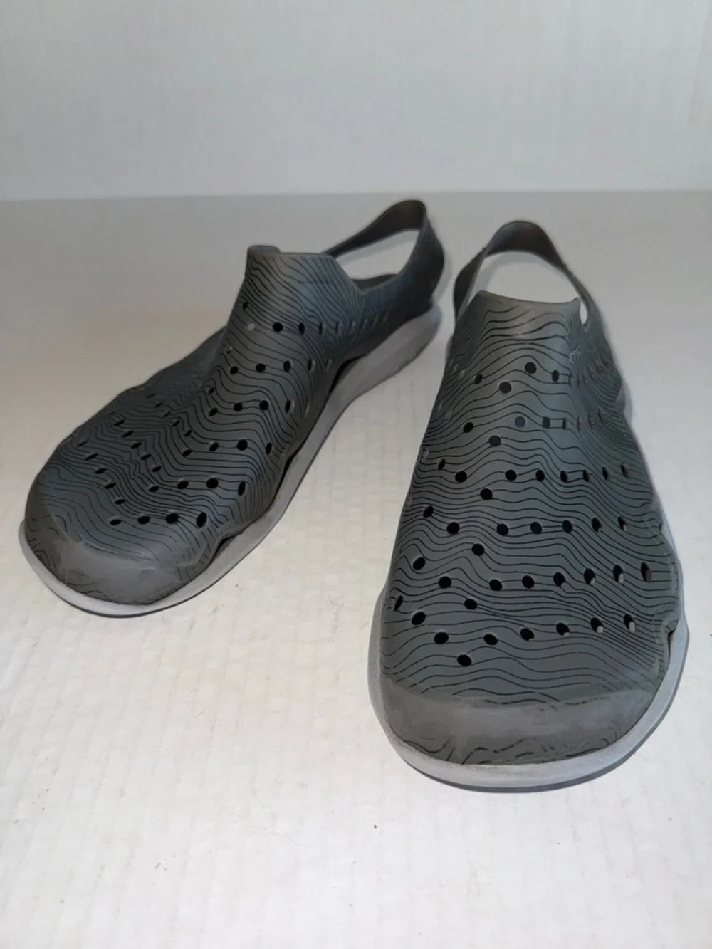 Crocs Swiftwater Graphic Wave Sandals